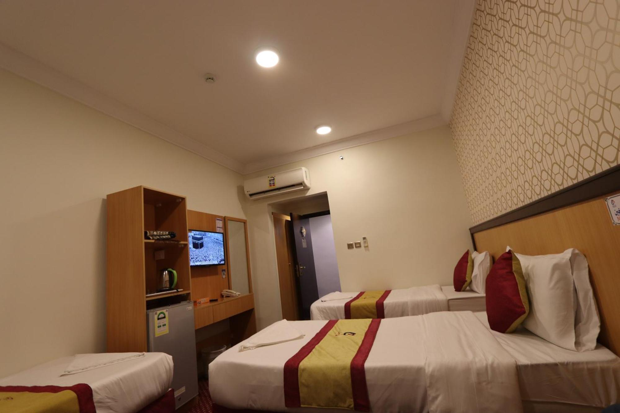 Hotel فندق أعيان البركة 3*