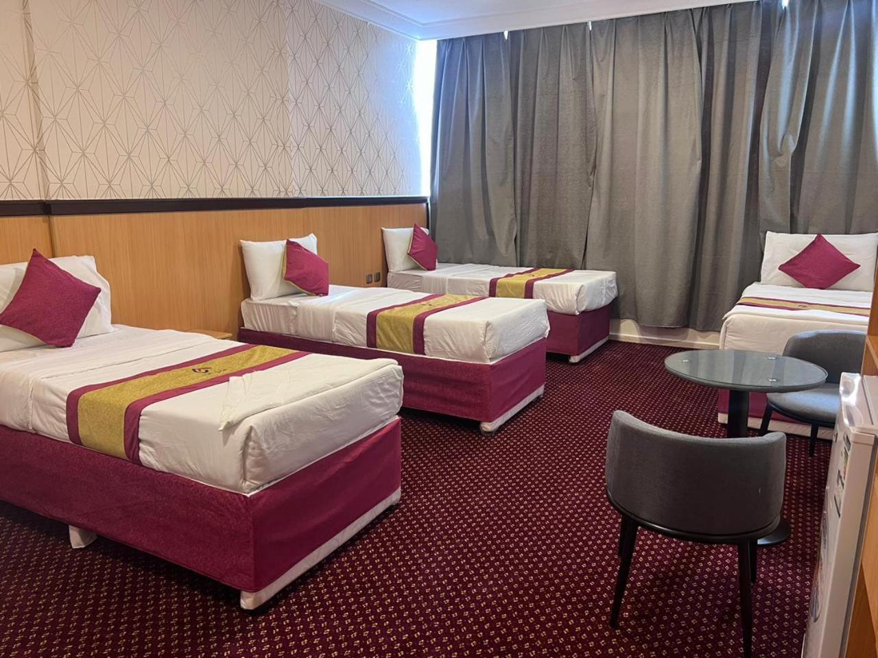 Hotel فندق أعيان البركة