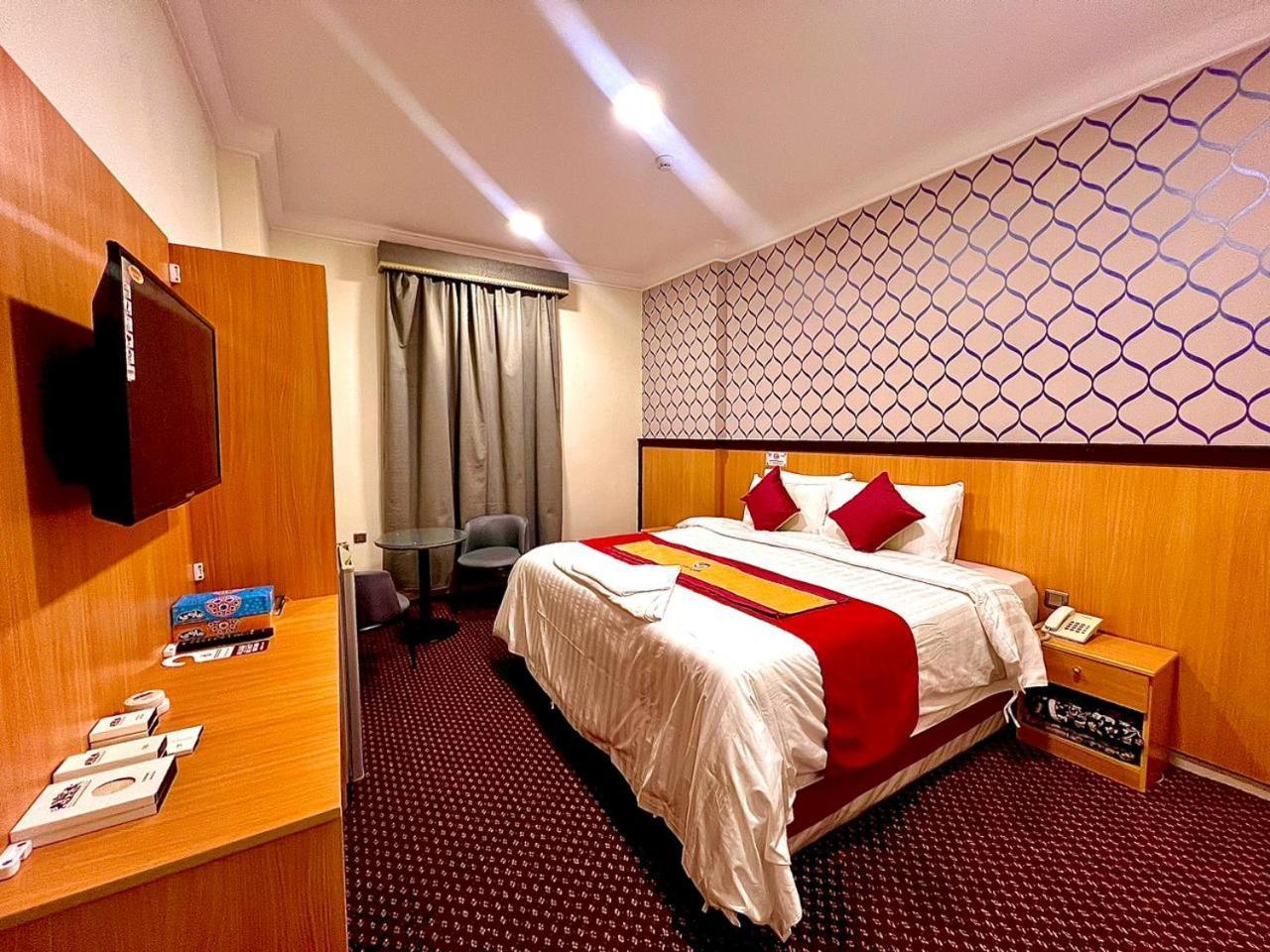 فندق أعيان البركة Hotel